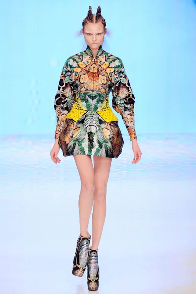 Look 1